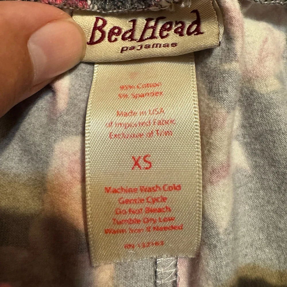 BedHead Pajama Set Button Down‎ Shirt & Pants Women's XS Floral Comfy Grey Pink